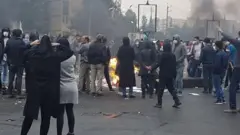 صدور حکم 'مفسد فی الارض' برای ۸ نفر از معترضان سالهای اخیر در ایران
