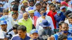 போராட்டம்