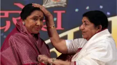 लता मंगेशकर- आशा भोसले