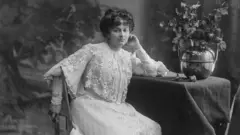 Ela pertencia à realeza e era extremamente rica, mas sua curiosidade e frustrações a levaram a ser pioneira na pesquisa da sexualidade feminina — e discípula de Freud.