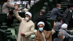 تصویب کلیات طرح کاهش تعهدات هسته‌ای ایران: بازرسی‌های آژانس محدود می‌شود