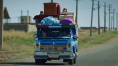 نیسان آبی