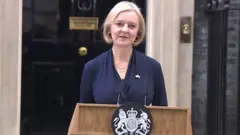 लिज़ ट्रस