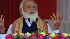 नरेंद्र मोदी