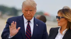 Donald Trump "Coronavirus" tok-tok before Covid-19 virus catch "Hope Hicks" Melania Trump and POTUS