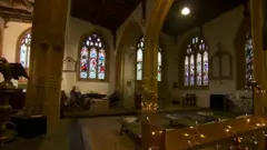 छुट्टियां मनाने का ये अंदाज़ ब्रिटेन में ख़ूब लोकप्रिय हो रहा है.