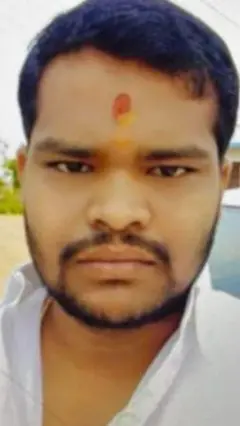 'రాజ్‌కుమార్‌ పేరిట 16 సిమ్ కార్డులు, 2 కోట్ల అప్పులు..'- Police