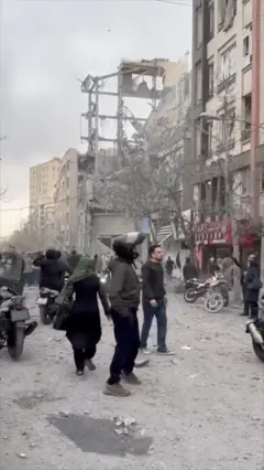 حمله به محله نارمک و دردشت تهران - ۱۱ اسفند