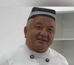 Bakıda yalın əllə şəfa verdiyini iddia edən Özbəkistan vətəndaşı polis tərəfindən saxlanılıb, daha sonra azad edilərək ölkədən çıxarılıb, yerli media Xəbəri Daxili İşlər Nazirliyinə istinadən yayıb. 