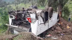 ኣብ ክልል ኦሮሚያ መምህራን ዩኒቨርሲቲ መደወላቢ ዝሞቱሉ ሓደጋ ትራፊክ