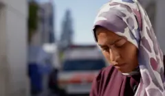 स्वास्थ्यकर्मी नेवीन अल दवाबी