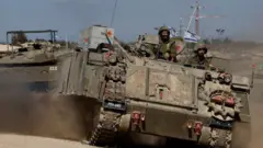 Igifaru cya Israel hafi y'umupaka na Gaza  