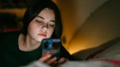 ऑस्ट्रेलिया में सोशल मीडिया बैन