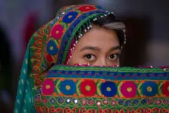 An Afghan woman