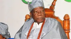 Abdlkareem Afolabi Amon-lòkò 1