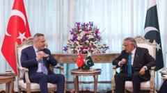 Türkiye, Pakistan, Mısır ve Suudi Arabistan dışişleri bakanları İslamabad'da biraraya gelecek