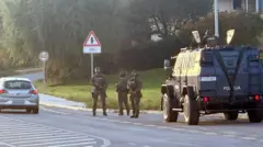 naoružana policija u Novom Mestu