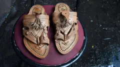 'राडा' झाल्यावर प्राडाची माघार, 85,000 रुपयांना मिळणार कोल्हापुरी पायताण