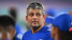 अमोल मुजुमदार