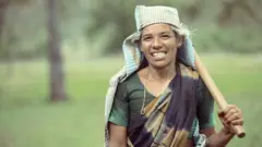 குடும்பத் தலைவிகளுக்கான மாதம் ரூ.1000 திட்டத்தில் யாரெல்லாம் பயனடைய முடியும்?