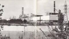 Чернобыль АЭСи аварияга чейин ушундай болчу. "Припять" альбомунан алынган сүрөт, 1986-жыл