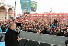Konya Büyükşehir Belediyesi'ne bağlı barınaktaki köpek katliamına değinen Erdoğan “Belediyemizin hayvan barınağında, orada görevli iki vicdansızın sebep olduğu görüntüleri ne yazık ki biz de üzüntüyle takip ettik. Haklarında hemen adli ve idari takibat başlatılan sorumlular tutuklanmış, bir daha benzeri görüntülerin yaşanmaması için gereken tedbirler alınmıştır” dedi.