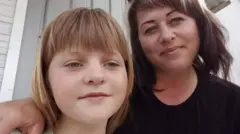 Настя с мамой