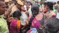 விளைநிலங்களில் எரிபொருள் குழாய் பதிக்க திருப்பூர் விவசாயிகள் எதிர்ப்பு ஏன்?