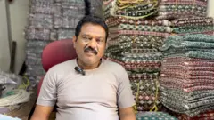 सोलापूर चादर 