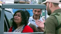 पहलगाम हमले के बाद पर्यटक