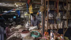 Akka jiraattonni BBC'n dubbise himanitti, mootummaan riformii dinagdee ifa gochuu booda gatiin meeshaalee dabale jiru