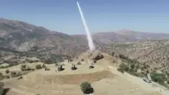 ایران و ترکیه در روزها و هفته‌های گذشته بارها اقدام به انجام حملات موشکی به خاک اقلیم کردستان عراق کرده بودند