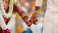 மேட்ரிமோனியல் தளங்களில் வரன் பார்க்கும்போது ஏற்படும் சவால்கள் - நுகர்வோர் செய்ய வேண்டியது என்ன?