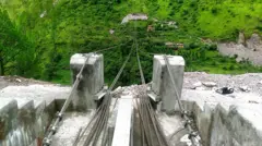 रुकुम पश्चिमको आठबीसकोट नगरपालिका वडा नम्बर २ स्थित भल खोलामा निर्माण भइरहेको पुल