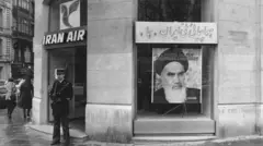 دفتر هواپیمایی هما در پاریس 