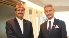 नेपाली परराष्ट्रमन्त्रीसँग एस जयशङ्कर