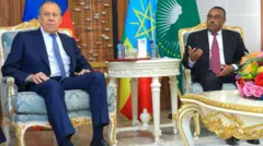 ሚኒስትሪ ጉዳይ ወጻኢ ሩስያ ሰርገይ ላቭሮቭ [ጸጋም] ምስ ኢትዮጵያዊ መዘናኡ ደመቀ መኮንን