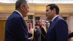 ሰርገይ ላቭሮቭ ምስ ማርኮ ሩብዮ ኣብ ሪያድ ስዑዲ ዓረብ