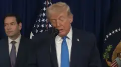 Donald Trump durante coletiva de imprensa