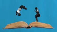 Duas pessoas pulando dentro de um livro