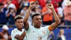 【2026年サッカー男子W杯】 フランス、モロッコに勝ちベスト4　エムバペとデンベレが得点