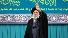 المرشد الأعلى الإيراني علي خامنئي