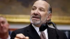 அமெரிக்க வர்த்தக அமைச்சர் ஹோவர்ட் லுட்னிக்