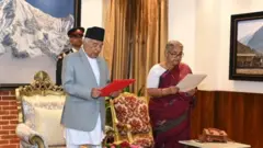 सपथ लिँदै सुशीला कार्की