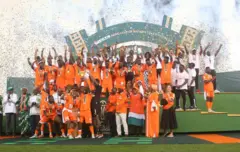 Les joueurs ivoiriens célèbrent leur victoire