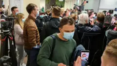 Yolcular Vilnius'a indikten sonra yaşadıklarını anlattılar