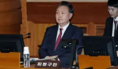 헌법재판소에 출석한 윤석열 대통령