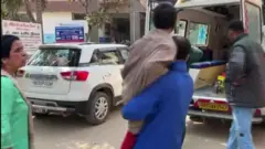 कोव्हिडच्या भीतीने आईने मुलासह घेतलं कोंडून, 3 वर्षांनी झाली सुटका