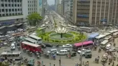 ঢাকার রাস্তা