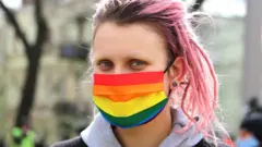 Учасниця Маршу жінок у Києві 8 березня